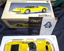 AUTOart 1/18 Lamborghini Miura SV Yellow