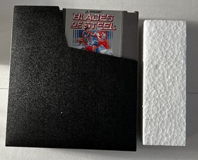 BLADES OF STEEL NINTENDO NES GAME BOXED + MANUAL PAL VERSION EXCELLENT CONDITION