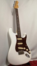 Fender USA American Ultra Stratocaster 2024 Electric Guitar