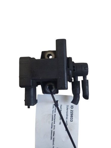 Opel Astra J 2015 Diesel 100kW Turbolader Druckwandler Magnetventil 55576356