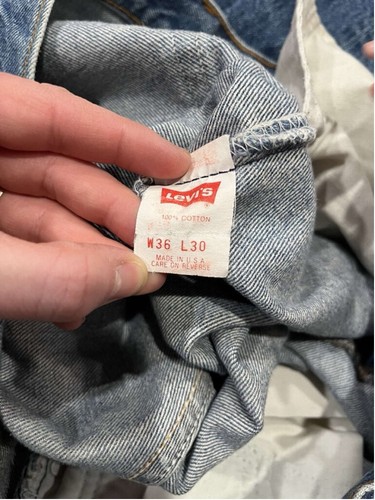 Jeans vintage anni 90 Levi’s 501 dritto sbiadito blu denim 36x30 made in USA grunge - Foto 7 di 11