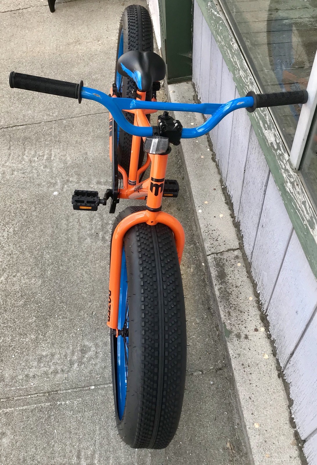 mongoose dozer fat tire bike