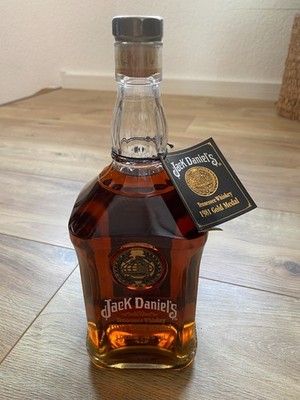 Jack Daniel's Tenessee Whiskey 1981 Gold Medal Limited Edition 1,0L 43%, Neu