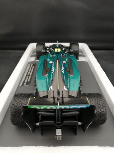 【Mini Car】 MINICHAMPS Aston Martin 2022 Sebastian Vettel Aust 1/18 scale car - Picture 5 of 9