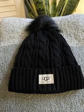 NWOT UGG Black Cable Knit Beanie With Pom Fully Lined