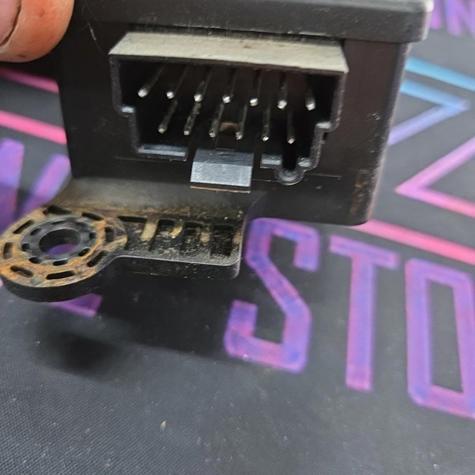 1998 1999 2000 2001 Dodge Durango/ Ram 1500 Seat Belt Timer Module P56043003AD - Image 2 of 2