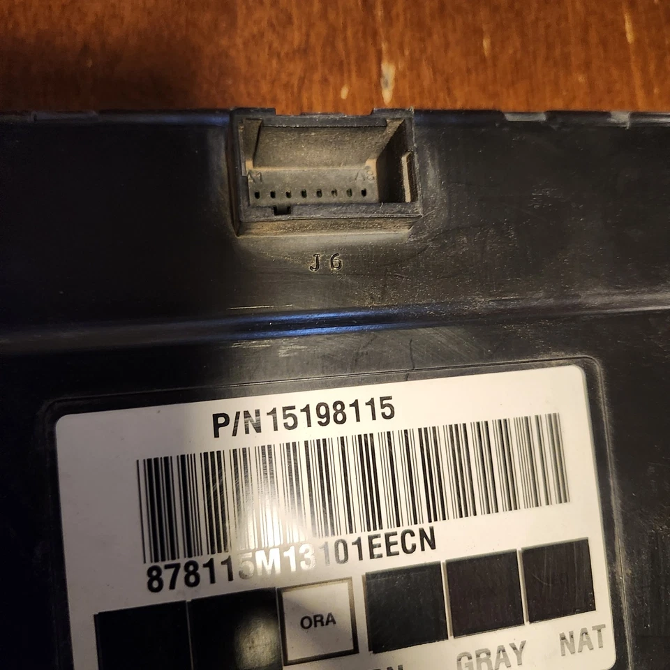 03-07 Chevy Silverado/GMC Sierra МОДУЛЬ УПРАВЛЕНИЯ КУЗОВОМ BCU/BCM 15198115 OEM - Изображение 3 из 4