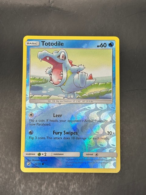Totodile [Reverse Holo] #22 (Dragon Majesty)