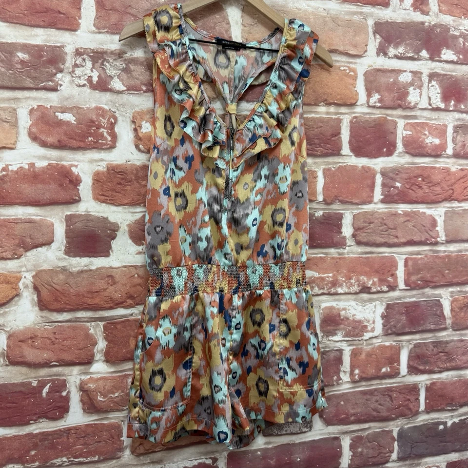 Bermuda BCBGMaxAzria Feminina Média Floral Abstrata Seda Babado Zíper Frontal - Imagem 2 de 4