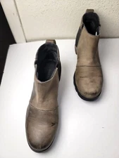 Sorel Women's Leather Chelsea Ankle Pull On Boots Size 6 Gray & Black