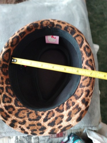 Hello Kitty Girl's Sanrio Leopard Print Fedora Hat O/S Small - Picture 7 of 9