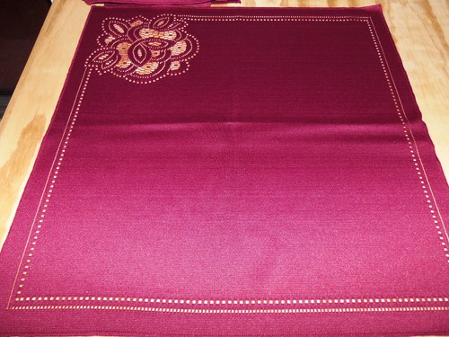 Burgundy Lace Battenburg design Napkins 17 x 17 set of 4 - Picture 2 of 3