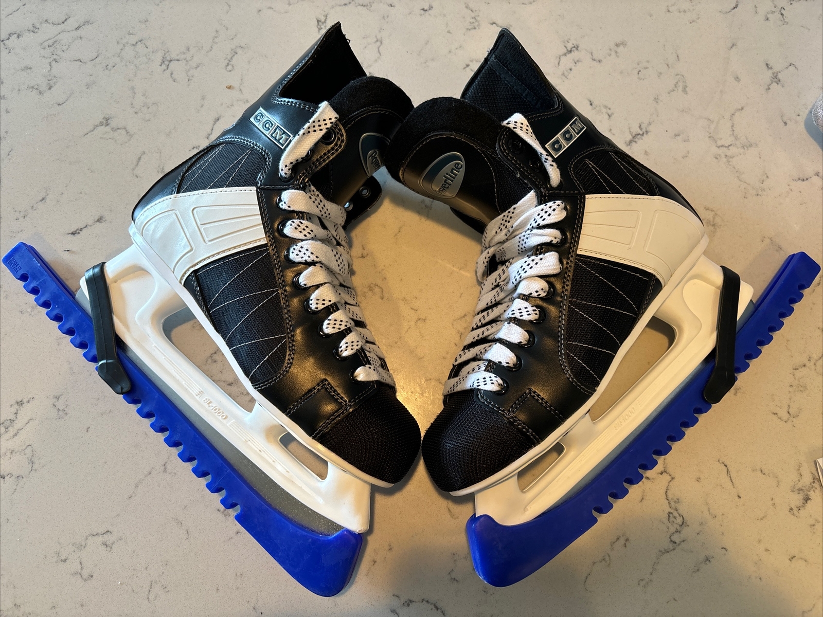 CCM PowerLine 120 Men Ice Hockey Skates Size 8. Excellent Used