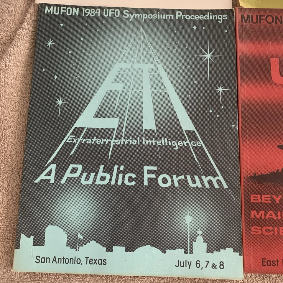 2 MUFON International UFO Symposium Proceedings 1 Journal & Rocky Mt. LIVROS DE UFO - Imagem 2 de 4