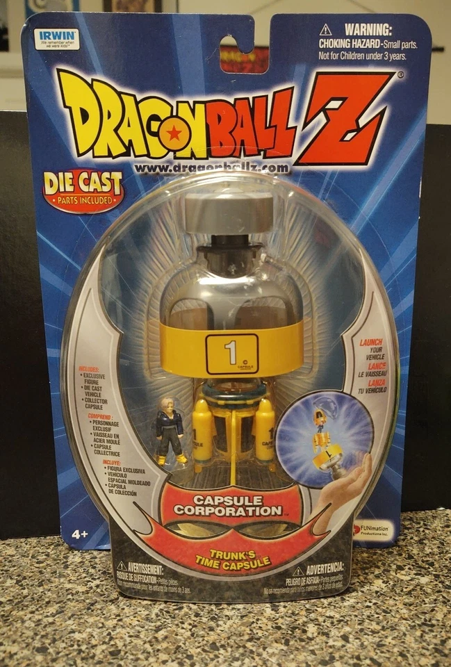 Irwin Toys Dragon Ball Z Cápsula Corporation Trunk's Time Capsule  Foto 2 de 4