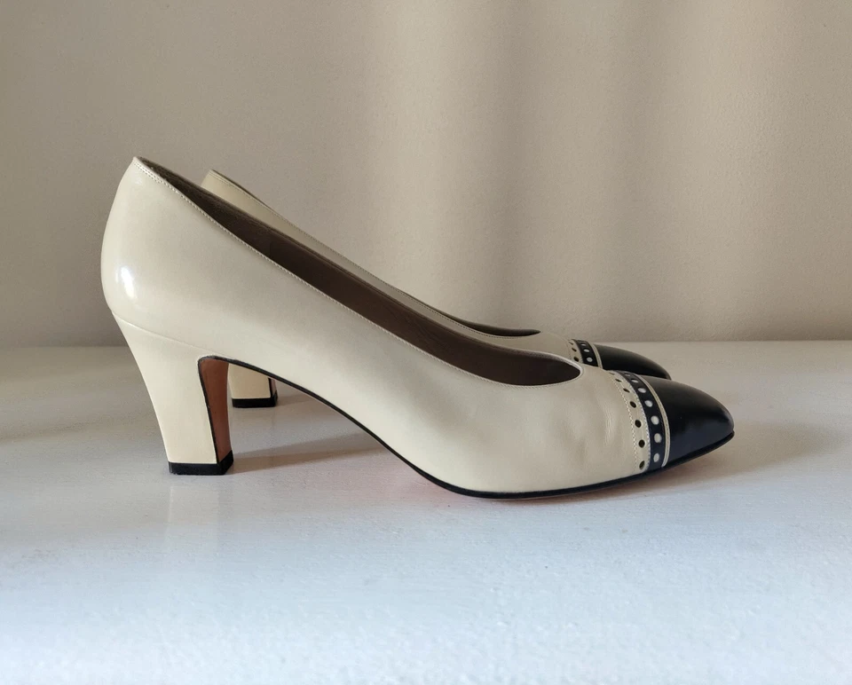 Rare Salvatore Ferragamo Heels Leather Shoes - Beige/ Black - Sz 9 - Image 3 of 4