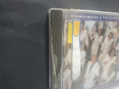 O'Landa Draper And The Associates Choir: Live... A Celebration Of Praise: CD O'Landa Draper And The Associates Choir: Live... A Celebration Of Praise: CD