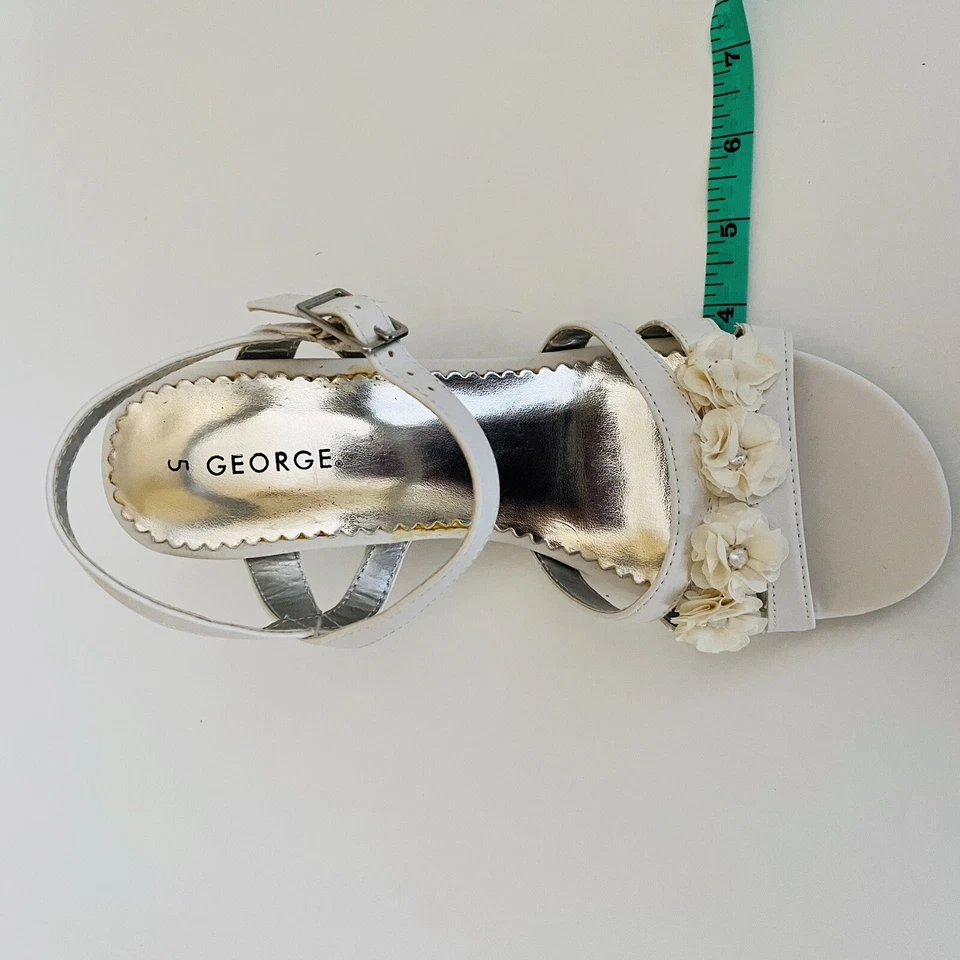 Sandalias blancas niñas talla 5 con flores y gemas Foto 4 de 4