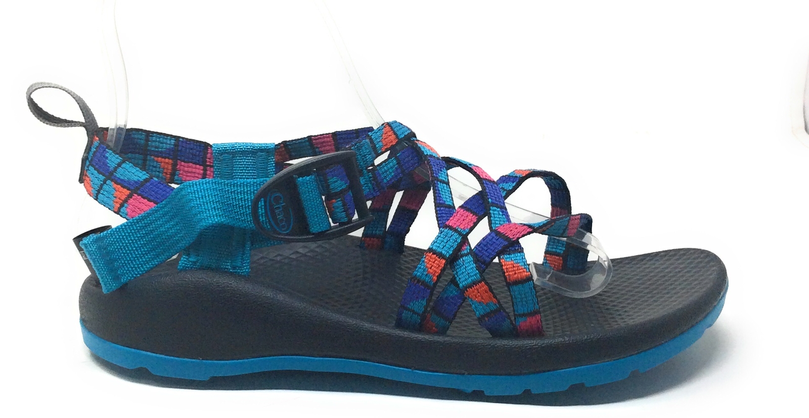 chaco sandals size 7