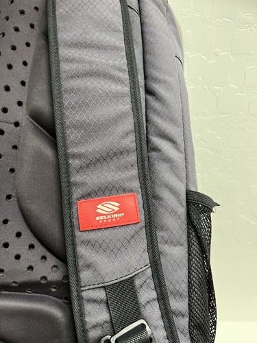 Zaino grande Selkirk Tour Sport Core Line (usato) grigio Pickleball Gear Bag - Foto 12 di 15