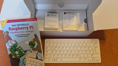 Raspberry Pi 400 Kit DE komplett (microSD, BCM2711, 1,80 GHz, 4GB, Buch)