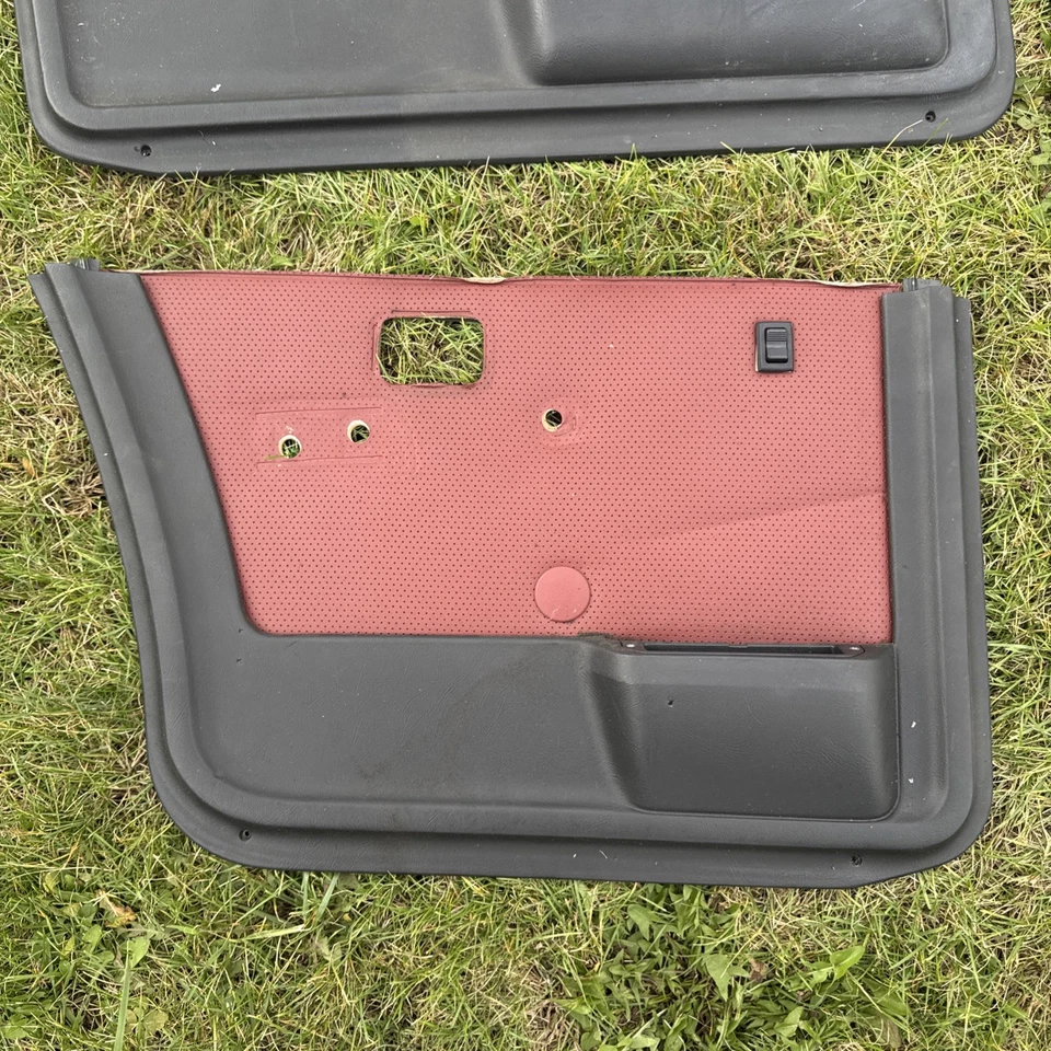 BMW E23 1983-87 serie 7 733i 735 paneles interiores de puerta 4 rojos OEM usado Foto 3 de 4