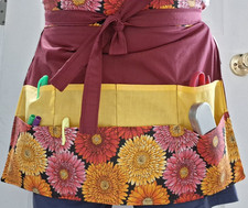 Vendor Apron, Waist Apron, 8 Pockets, Teacher, Crafter, Gardener, Maroon, Floral