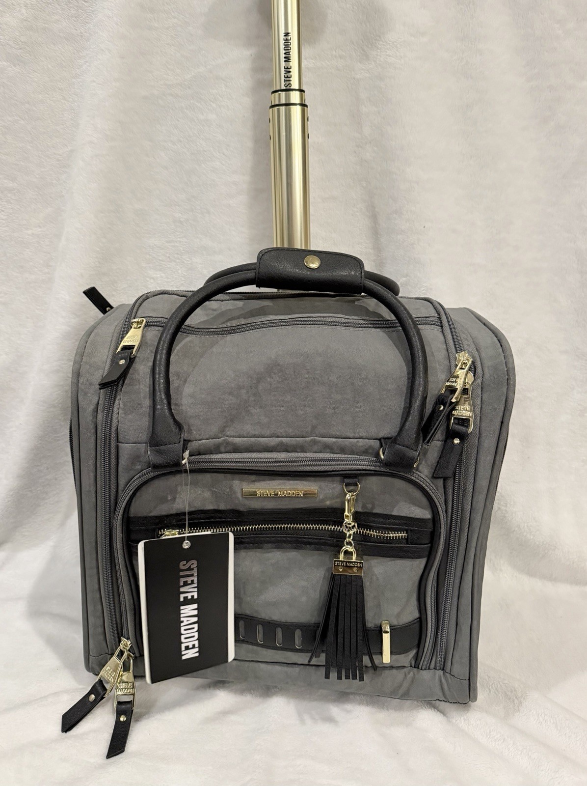 Carry-on With Telescoping Handle Steve Madden