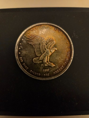 #ad 1982 .999 SILVER ONE TROY OUNCE MONEX SILVER EAGLE ARGENT FIN $95.99