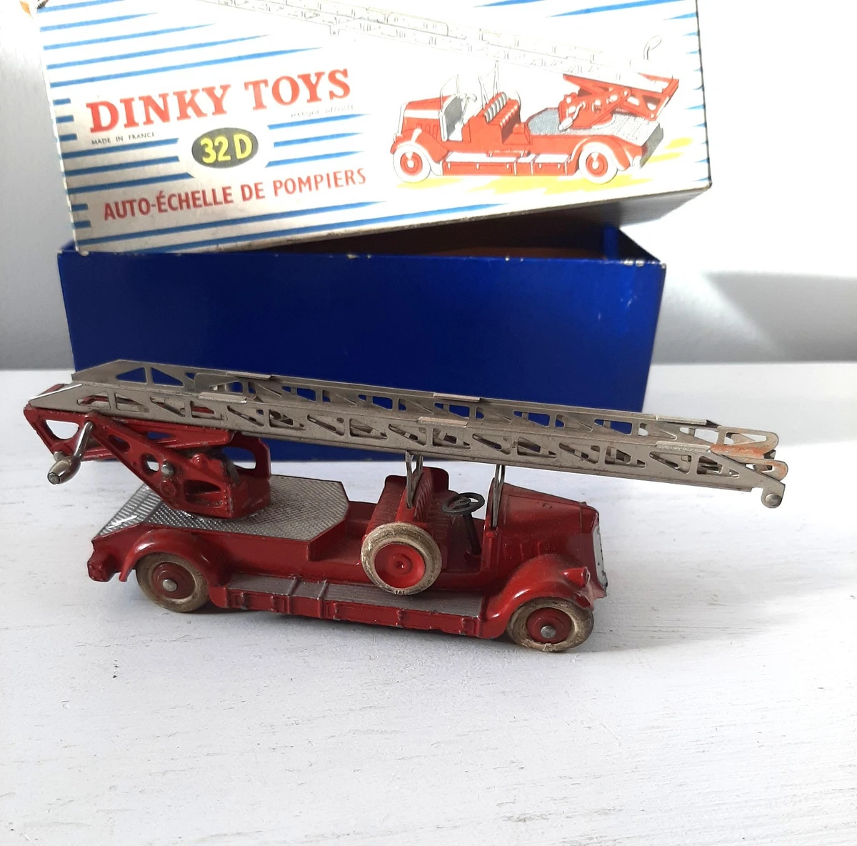 DINKY TOYS 32D Auto échelle de pompiers DELAHAYE Boîte d’ori