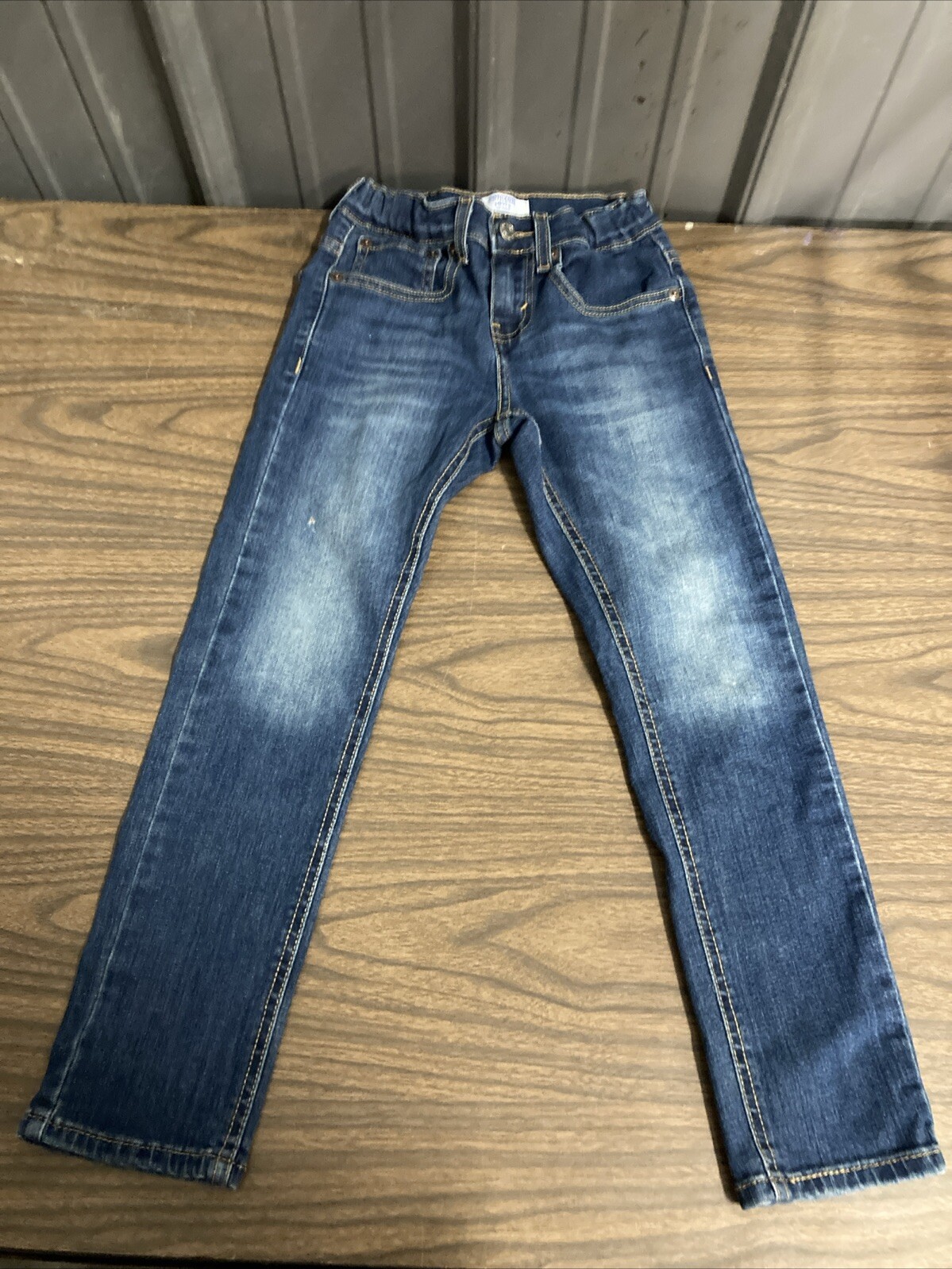 Picture 2 of 16