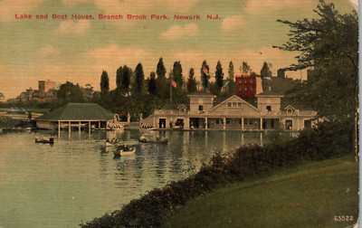 CPA - USA - Lake and Boat House, Branch Brook Park, Newark, N.J.