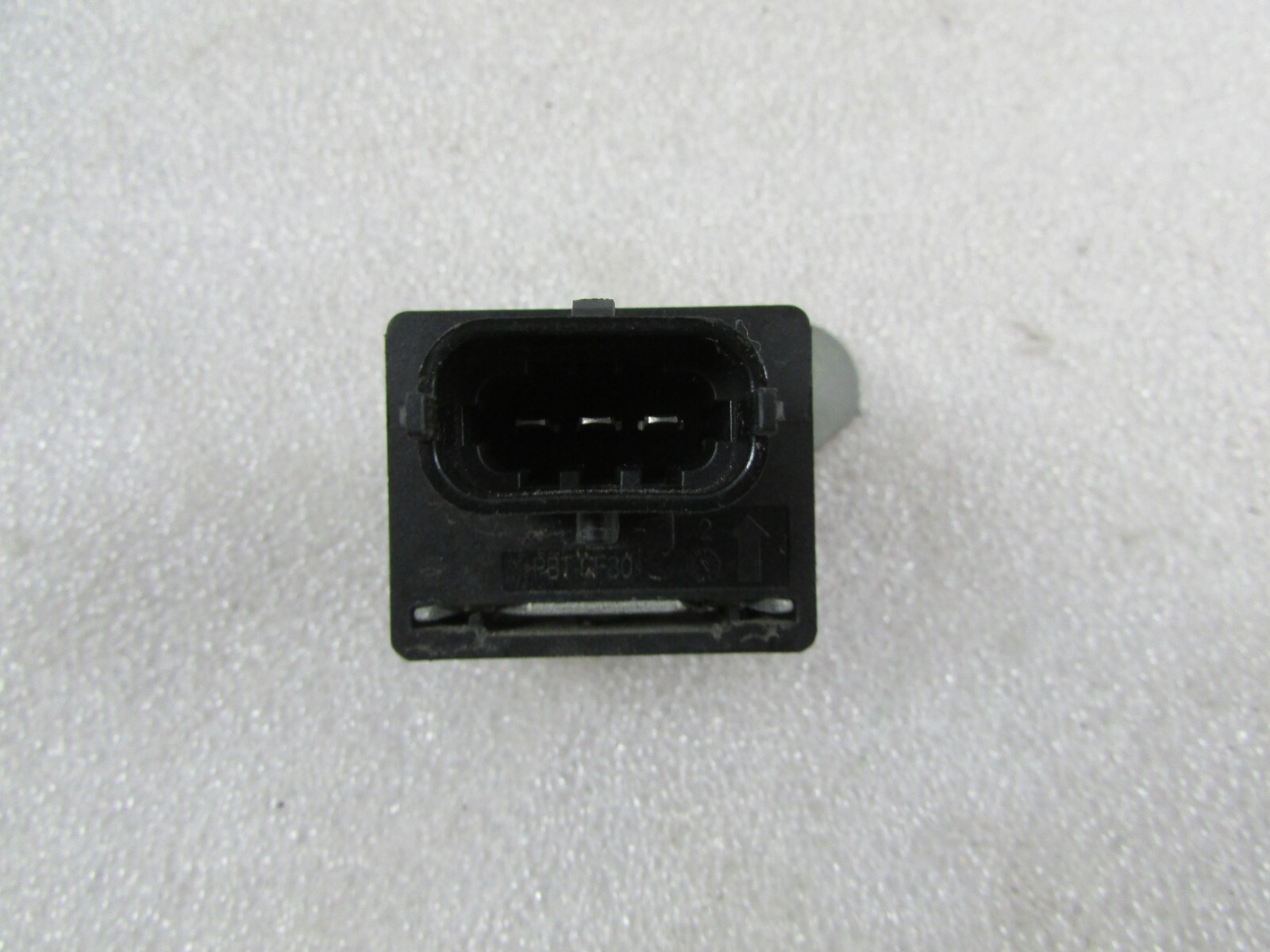 Maserati Quattroporte, LH, Left Front Acceleration Sensor, Used, P/N 670005817