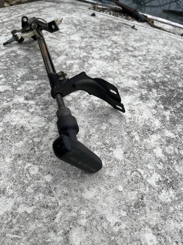 Toyota Tacoma, Parking Brake Control With Grab Handle, 95-04, RWD, 2WD e-brake - Image 3 of 4
