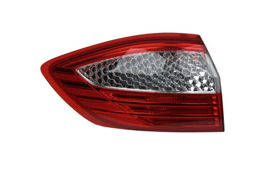 NEW FORD MONDEO MK4 ESTATE REAR TO LEFT OUTER TAIL LIGHT 1486783 GENUINE