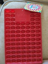 NEW WITH TAG Jell-O Jiggler Jelly Bean Mold Red Jello Shot Tray Makes 82 Beans *