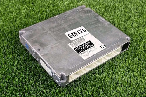 Toyota Tacoma 2012-2015 Engine Computer 1GRFE 89661-04b80 ecu Oem used - Picture 1 of 10