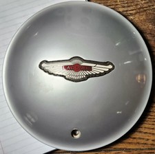 Very Rare 1987-1990 Aston Martin Lagonda Series 4 Bolt-on Wheel Center Cap Used Very Rare 1987-1990 Aston Martin Lagonda Series 4 Bolt-on Wheel Center Cap Used
