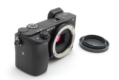 Sony A6400 ILCE-6400 (35 Languages ) Shuttercount 18,038!! [Near