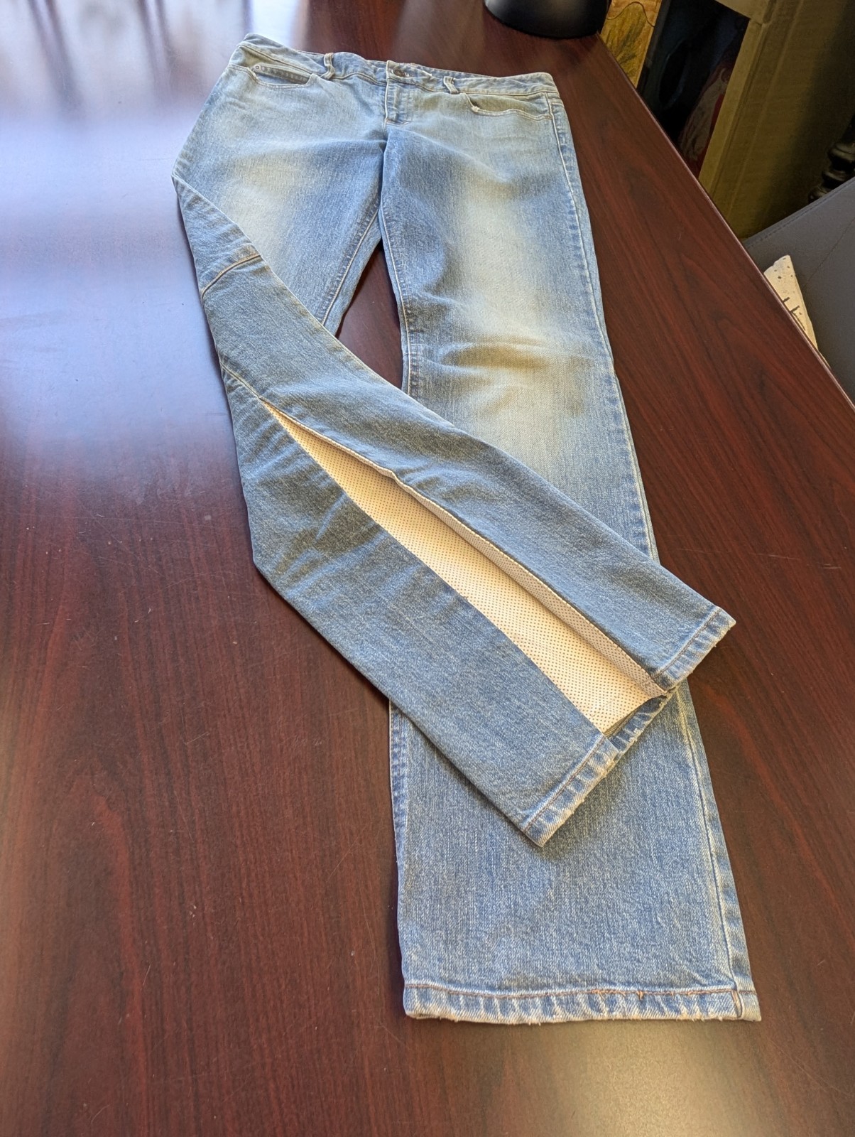 Alice + Olivia 6 Denim Flare Leg Leather Insert Pleat Jeans