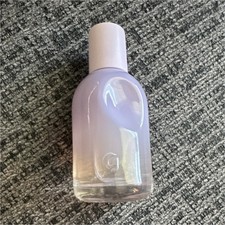 You Fleur Glossier parfüm - kadınlar ve erkekler için yeni bir