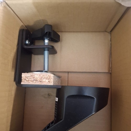 Kensington SmartFit Space Saving Single Monitor Mount Arm K55512WW 902-6587-00 - 第 4/17 張圖片