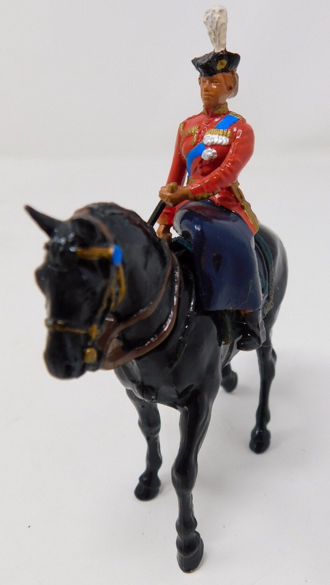 1980's W. BRITAINS Queen Elizabeth Mounted On Black Horse Color