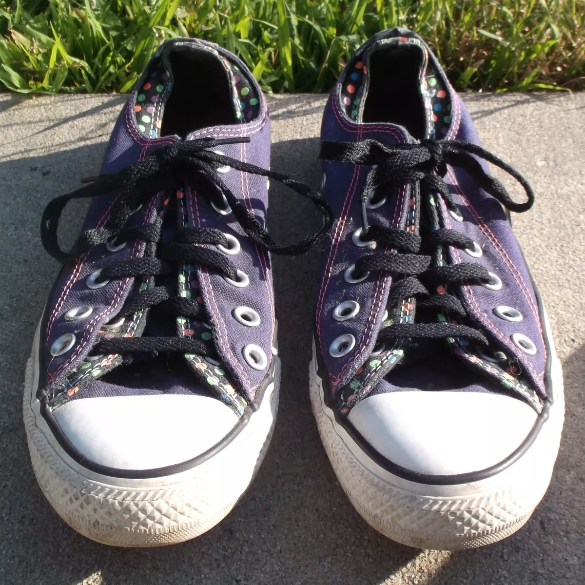 How much does a pair cheap of converse cost