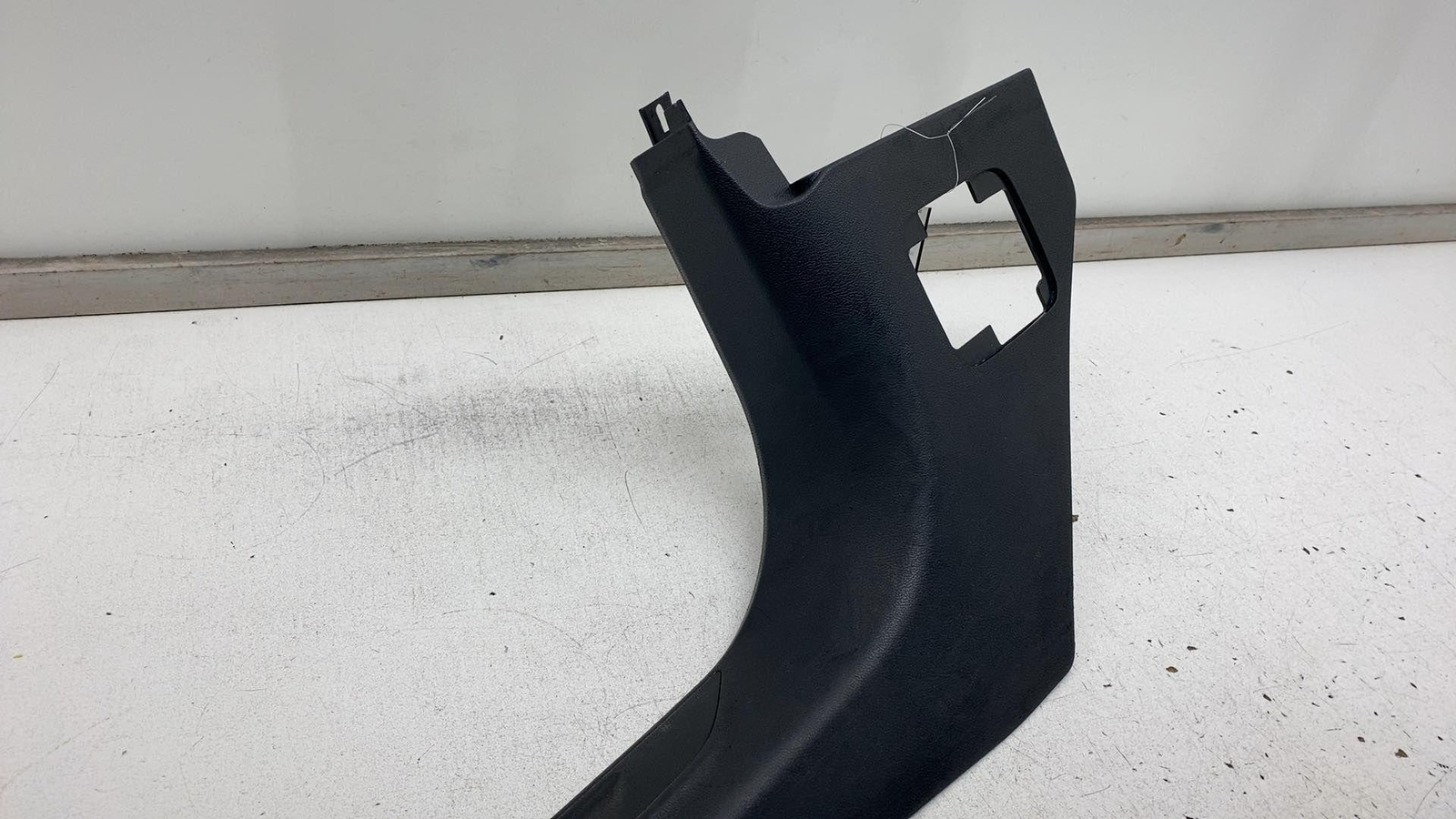 ⭕ 17-20 Maserati Levante Front Left Door Sill Scuff Plate Cover Panel  670040374