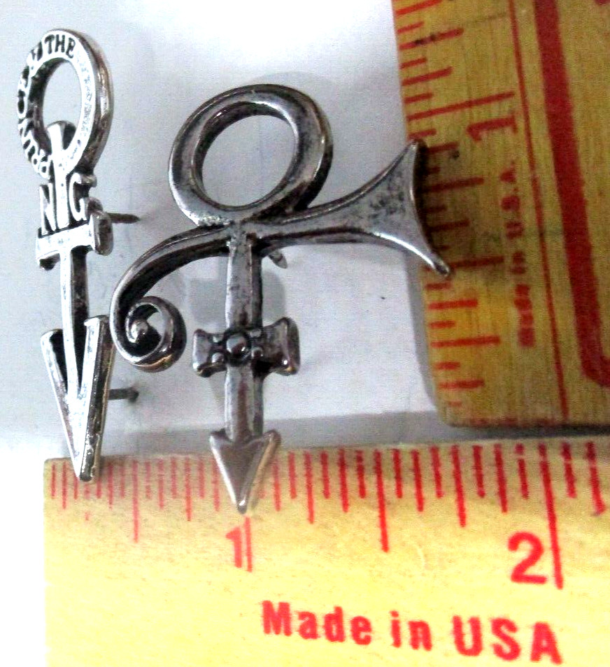 2 Prince pin vintage collectible old rock band music pinback concert memorabilia