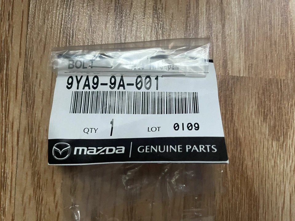 全新 原始设备制造商 马自达 2007 - 2009 年 马自达 3 排气螺栓 9YA9-9A-001 — 第 2/3 张图片
