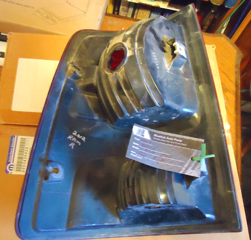 Fits 2010-2013 Dodge Ram 1500 2500 Taillight Assembly Right Side - Picture 2 of 6
