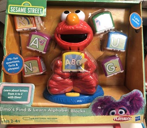 elmo find and learn alphabet blocks