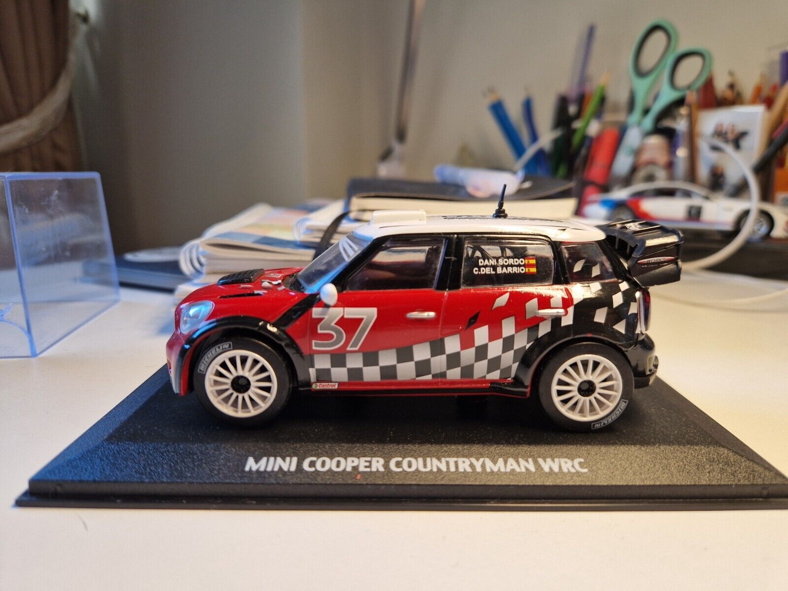 Picture 3 of 4